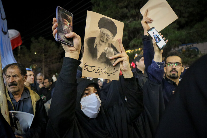 تصاویر/ تجمع سوگواران مردم قم در پی شهادت رهبر معظم انقلاب