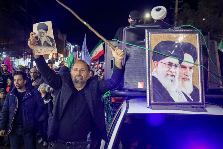 تصاویر/ تجمع سوگواران مردم قم در پی شهادت رهبر معظم انقلاب
