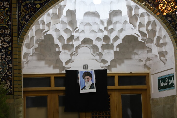 حال و هوای حرم در روز شهادت امام خامنه ای