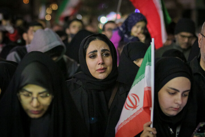 تصاویر/ تجمع سوگواران مردم قم در پی شهادت رهبر معظم انقلاب