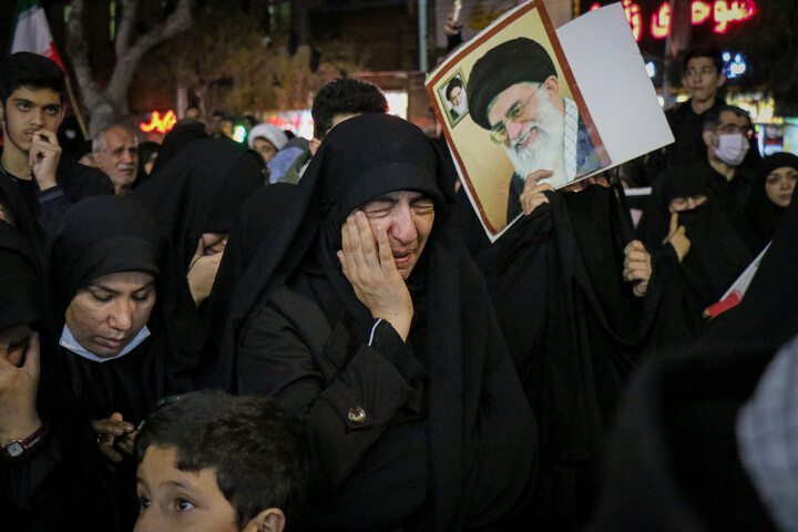 تصاویر/ تجمع سوگواران مردم قم در پی شهادت رهبر معظم انقلاب