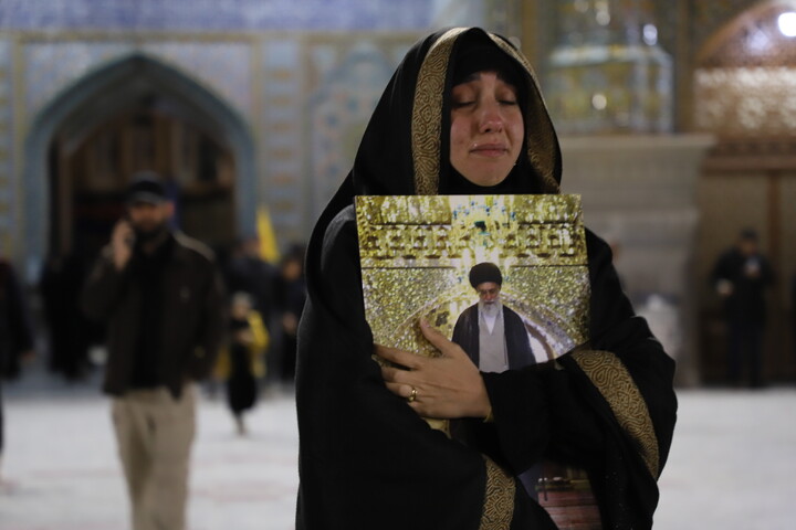 حال و هوای حرم در روز شهادت امام خامنه ای