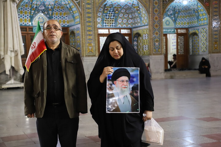 حال و هوای حرم در روز شهادت امام خامنه ای