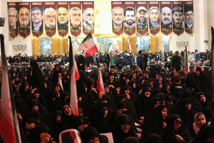 تصاویر/ اجتماع سوگواران شهید امام خامنه ای درقم