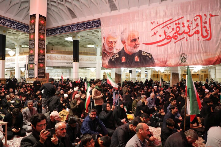 تصاویر/ اجتماع سوگواران شهید امام خامنه ای درقم