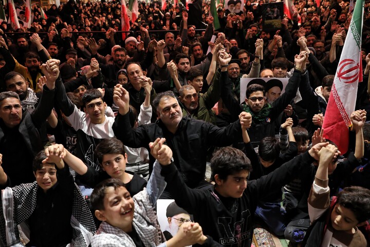 تصاویر/ اجتماع سوگواران شهید امام خامنه ای درقم