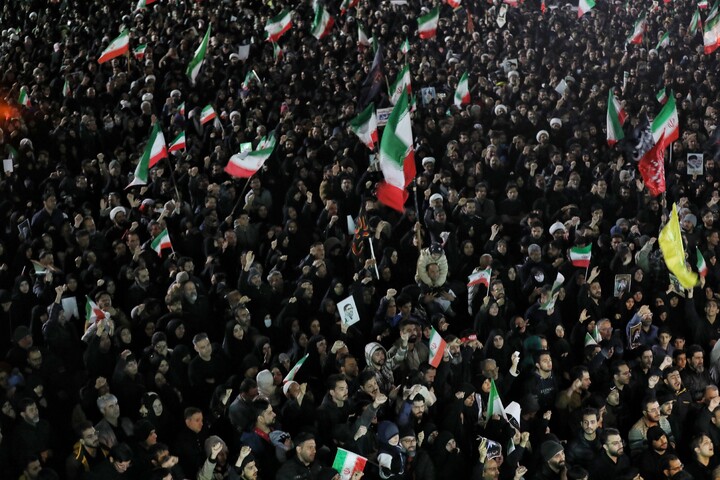 تصاویر/ اجتماع سوگواران شهید امام خامنه ای درقم
