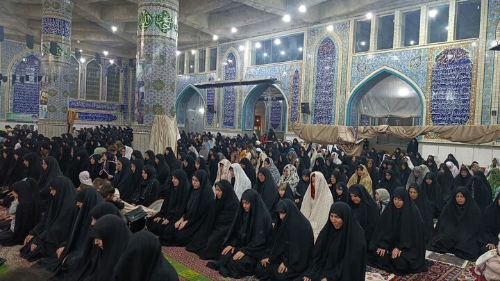 تصاویر / محفل قرآنی و مراسم شام شهادت امام خامنه ای در خرمدره