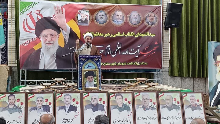 تصاویر / محفل قرآنی و مراسم شام شهادت امام خامنه ای در خرمدره
