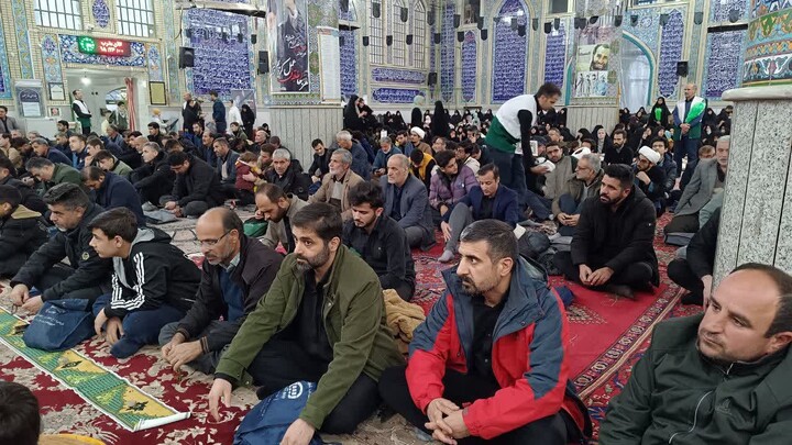 تصاویر / محفل قرآنی و مراسم شام شهادت امام خامنه ای در خرمدره