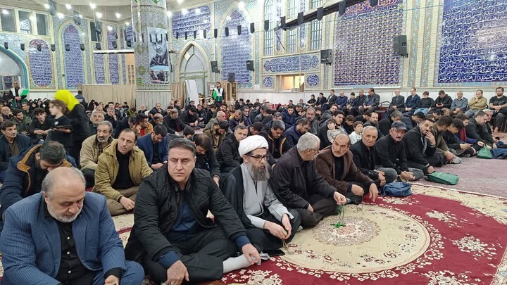 تصاویر / محفل قرآنی و مراسم شام شهادت امام خامنه ای در خرمدره