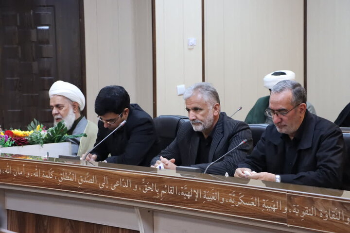 تصاویر/ جلسات هماهنگی ستاد مردمی و روحانیون بزرگداشت شهادت امام خامنه ای در بافق