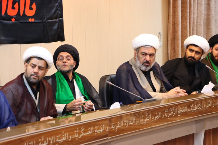 تصاویر/ جلسات هماهنگی ستاد مردمی و روحانیون بزرگداشت شهادت امام خامنه ای در بافق