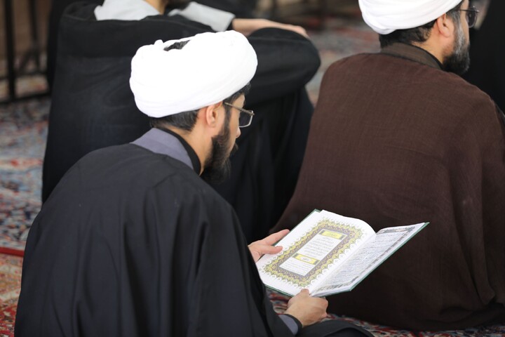 تصاویر/ اولین روز اقامه عزای سیدالشهدای انقلاب در حوزه علمیه استان یزد