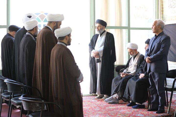 تصاویر/ اولین روز اقامه عزای سیدالشهدای انقلاب در حوزه علمیه استان یزد