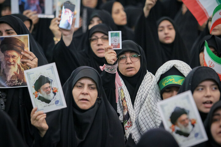 تصاویر/ اجتماع زینبیون قیام بانوان انقلابی در خونخواهی نایب المهدی