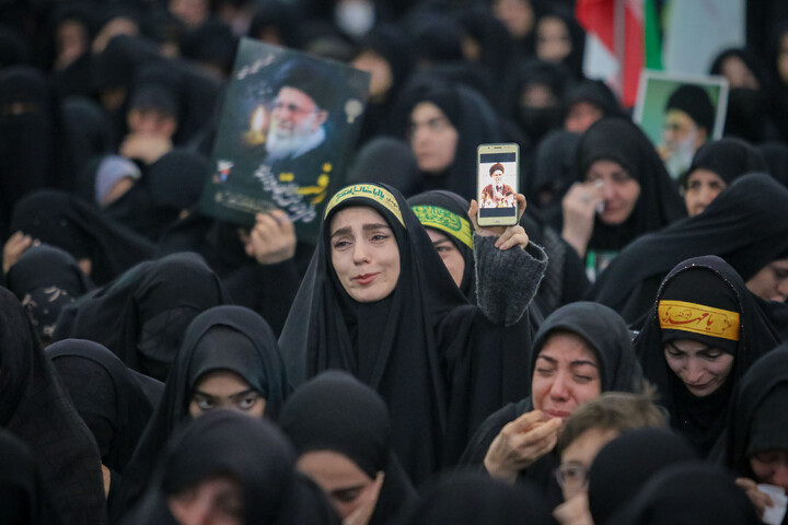 تصاویر/ اجتماع زینبیون قیام بانوان انقلابی در خونخواهی نایب المهدی