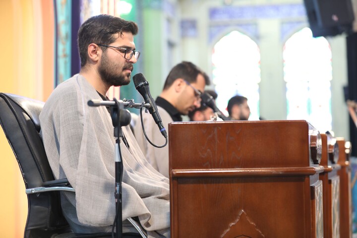 تصاویر/ آیین ترتیل خوانی قرآن کریم در امامزاده سید جعفر(ع) محمد استان یزد