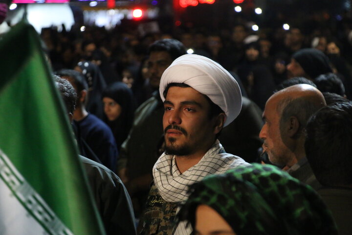 اجتماع حماسی در میدان آزادی کرمان
