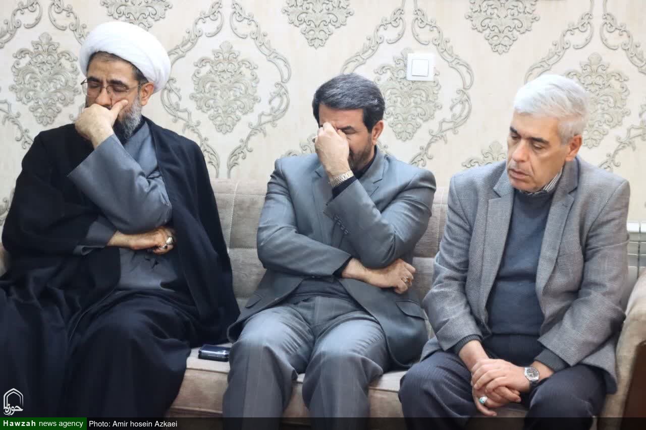 تکریم خانواده شهیدان محمدی با حضور نماینده ولی‌فقیه در استان