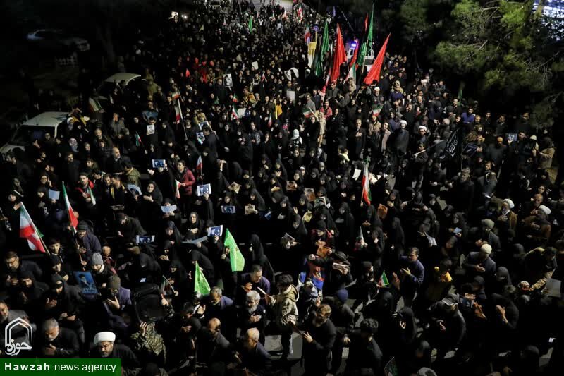 خروش شبانه امت حزب الله در جای جای شهر مقدس قم