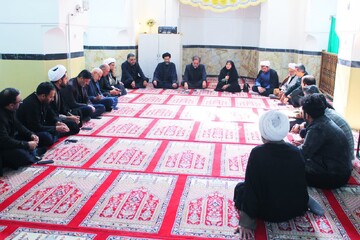 تصاویر/ نشست هماهنگی امام جمعه اردکان با ستادهای مردمی مراسم امام شهید