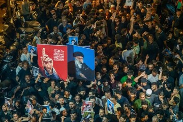 امروز روز ایستادگی، جهاد و مقاومت در برابر جبهه ظلم و استکبار است