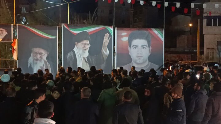 تصاویر/سوگواری مردم کوهدشت در پی شهادت قائد امت امام خامنه ای