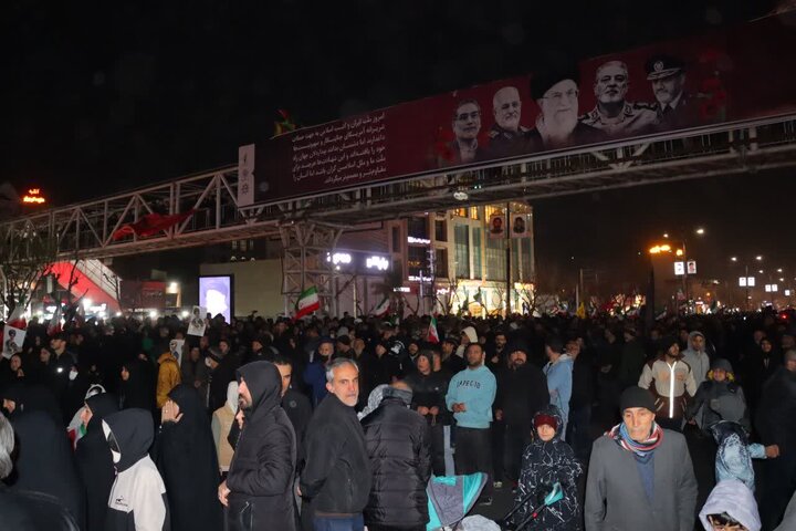 تصاویر/ تجمع ولایی و پرشور مردم اسلامشهر در خونخواهی رهبر معظم انقلاب