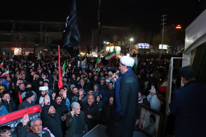 تصاویر/ تجمع ولایی و پرشور مردم اسلامشهر در خونخواهی رهبر معظم انقلاب