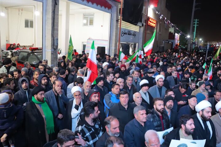 تصاویر/ تجمع ولایی و پرشور مردم اسلامشهر در خونخواهی رهبر معظم انقلاب
