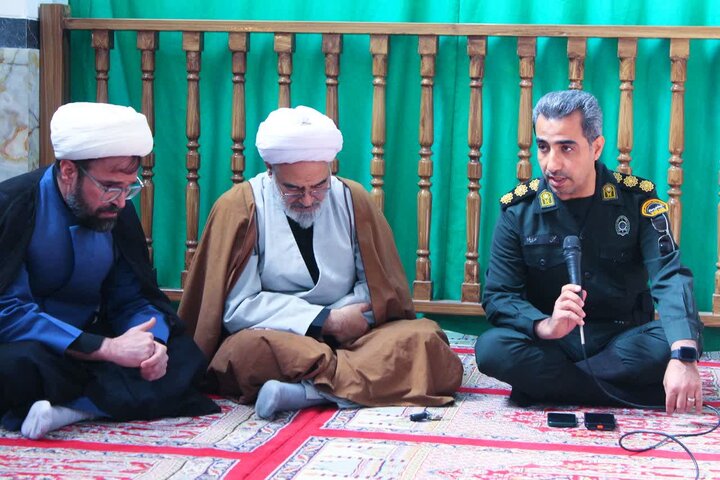 تصاویر/ نشست هماهنگی امام جمعه اردکان با ستادهای مردمی مراسم امام شهید