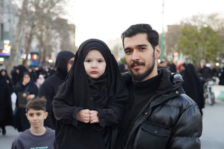 تصاویر/اجتماع و راهپیمایی عزاداران امام خامنه ای در خرم آباد
