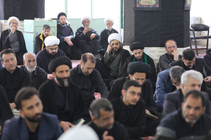 تصاویر/ دومین روز اقامه عزای سیدالشهدای انقلاب در حوزه علمیه استان یزد