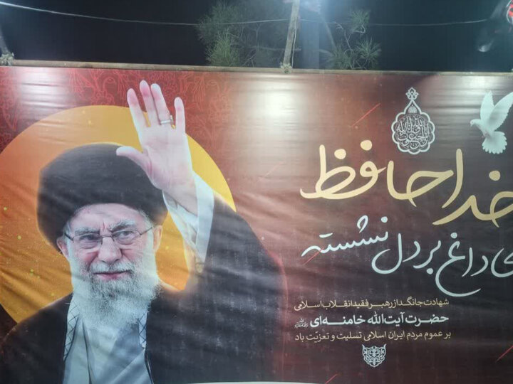 تصاویر/ برپایی موکب فرهنگی توسط طلاب اردکانی به یاد امام شهید