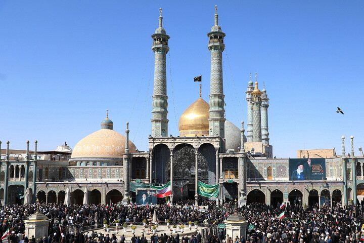 تشییع پیکر مطهر ۸ شهید حملات آمریکایی صهیونیستی در قم