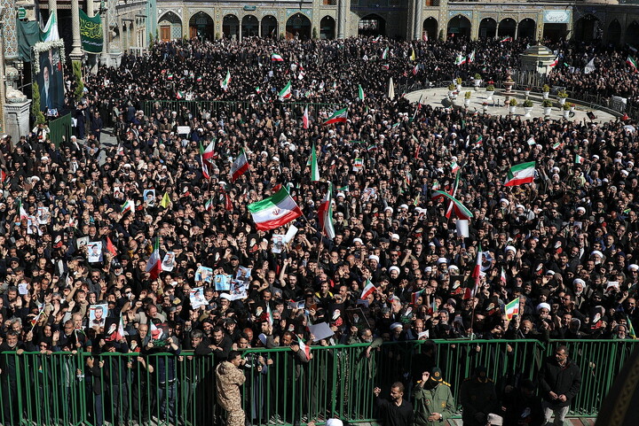 تشییع پیکر مطهر ۸ شهید حملات آمریکایی صهیونیستی در قم