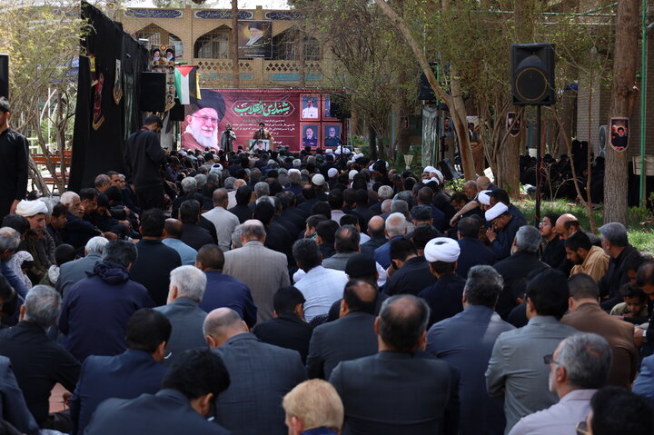 تصاویر/ مراسم گرامیداشت شهادت قائد امت حضرت آیت الله خامنه ای(ره) در زاهدان