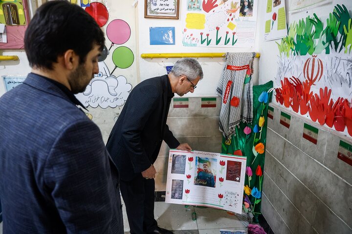 تصاویر/ نشست خبری سخنگوی وزارت امور خارجه در دبستان آسیب دیده