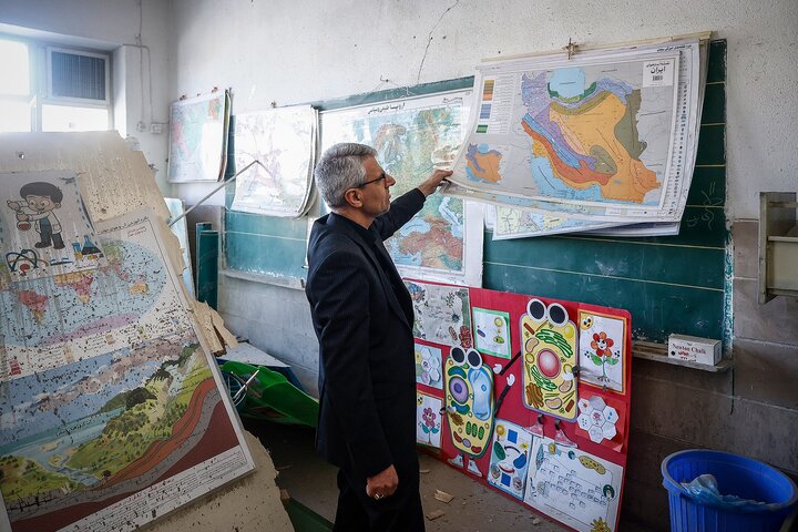 تصاویر/ نشست خبری سخنگوی وزارت امور خارجه در دبستان آسیب دیده