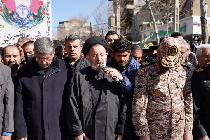 تصاویر/گزارش تصویری تشییع پیکر ۴ شهید سرافراز مدافع وطن در خرم‌آباد