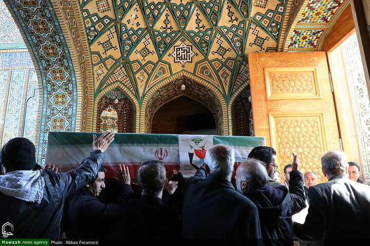 Photos/Commémoration des martyrs des attaques américano-sionistes à Qom