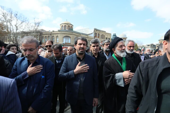 تصاویر / تشییع پیکر پنج شهید والامقام در حمله جنایتکارانه امریکایی و صهیونی در همدان