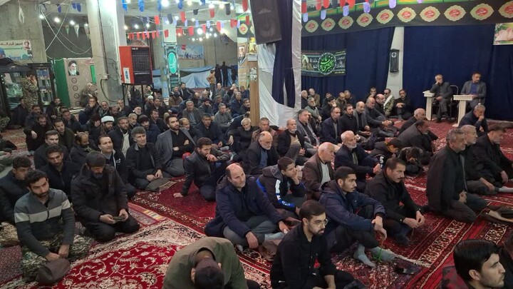تصاویر / مراسم عزاداری و تجدید میثاق با آرمان های الهی قائد امت
