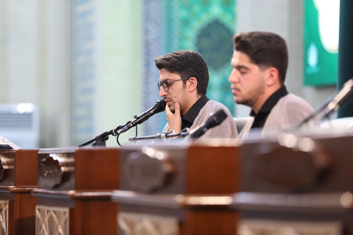 تصاویر/ آیین ترتیل خوانی قرآن کریم در امامزاده سید جعفر(ع) محمد استان یزد