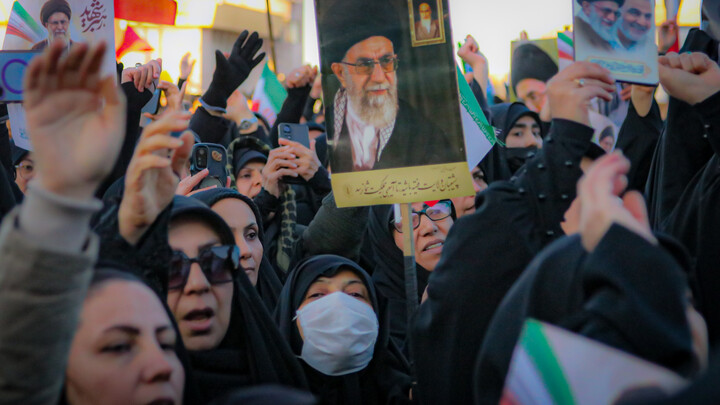 تصاویر/حضور امت امام خامنه‌ای در تجمع امروز همدان