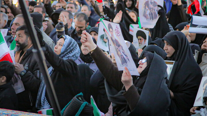 تصاویر/حضور امت امام خامنه‌ای در تجمع امروز همدان