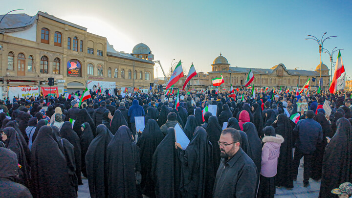 تصاویر/حضور امت امام خامنه‌ای در تجمع امروز همدان