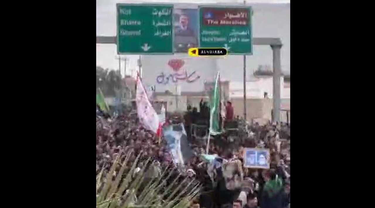 فیلم| عزاداری با شکوه و تشییع نمادین پیکر شهید امام خامنه‌ای در ذی‌قار-عراق
