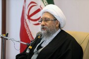L’Ayatollah Amoli Larijani rend hommage au martyr Dr. Ali Larijani et son fils